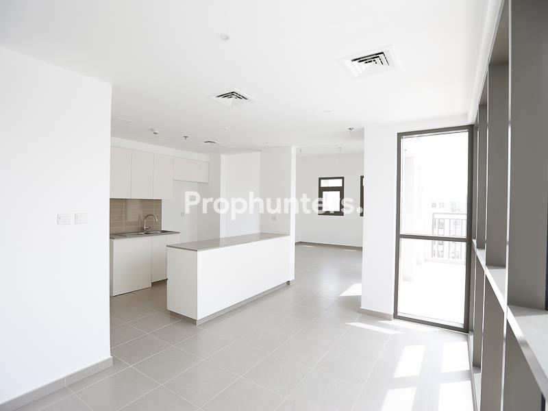 PoolView | Spacious 3 Beds | With Large Terrace