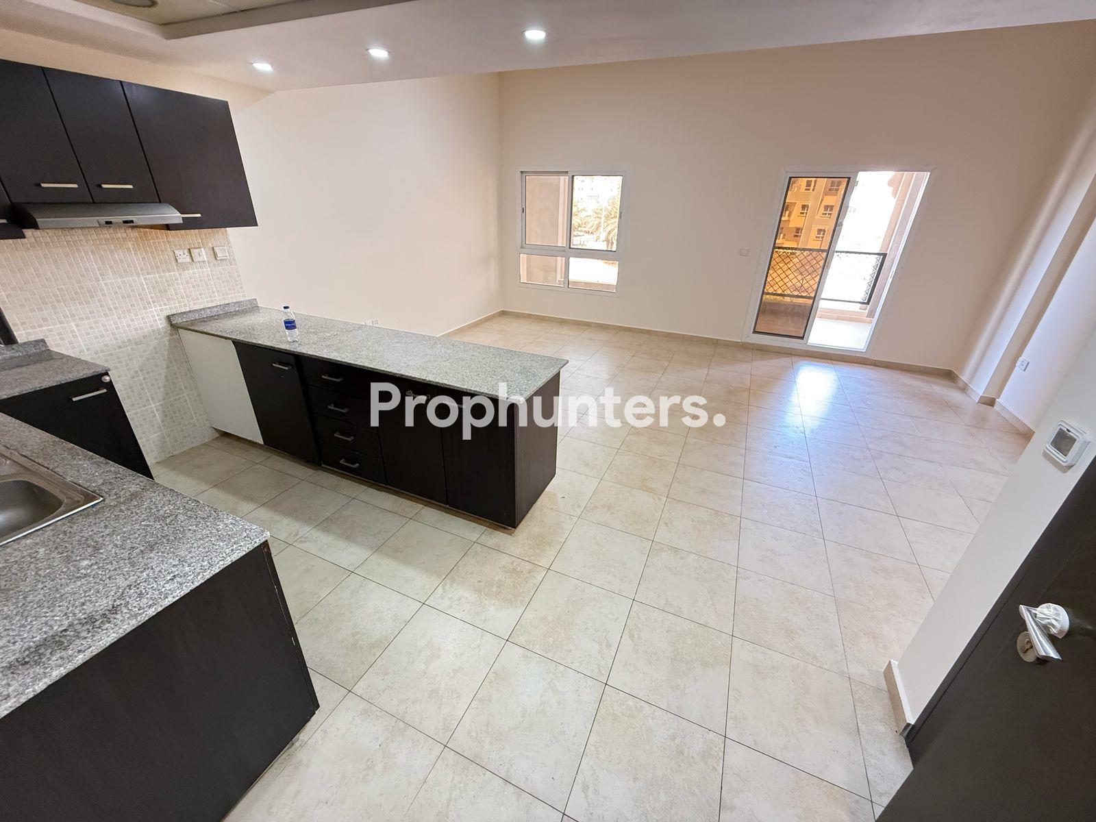 Inner Circle| Prime Location|Vacant|Ready To move