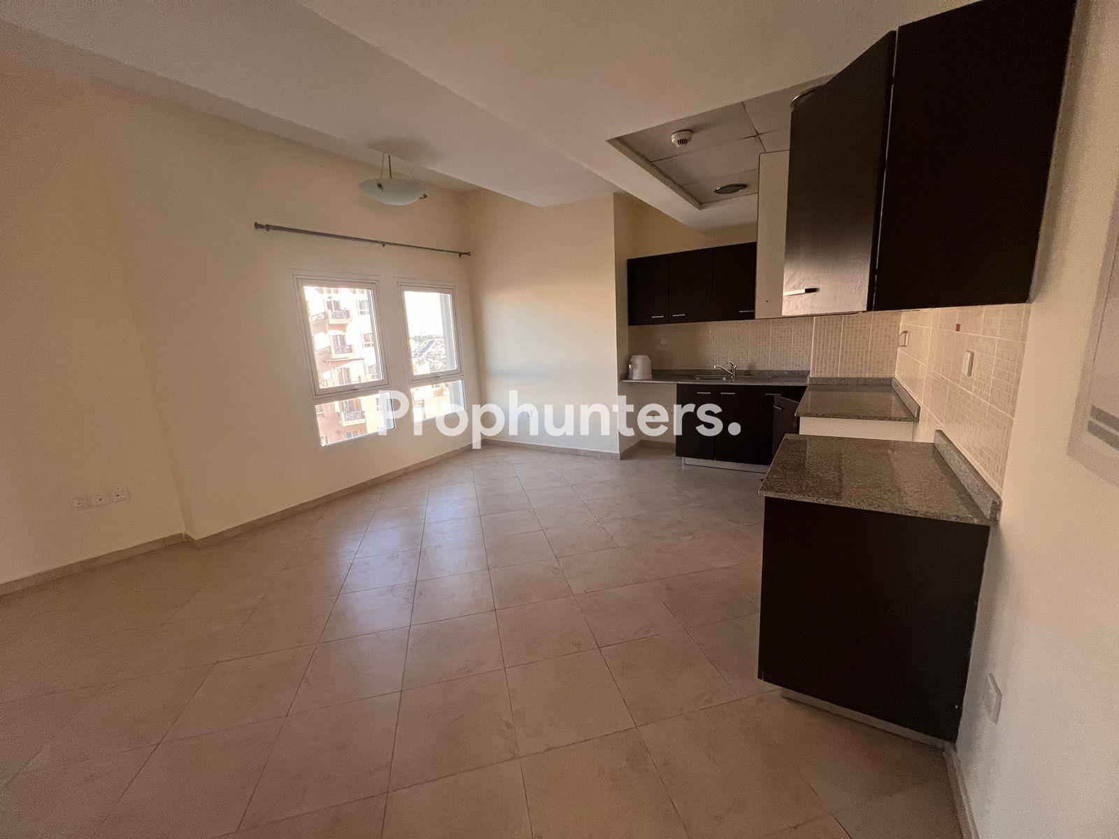 Speciou |Prime Location|NearSchool |Community View