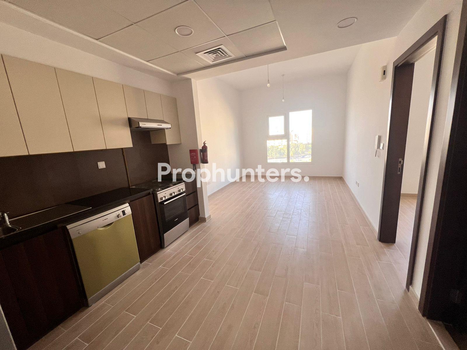 Ready To Move|New Buildin|With Kitche Aplliances|