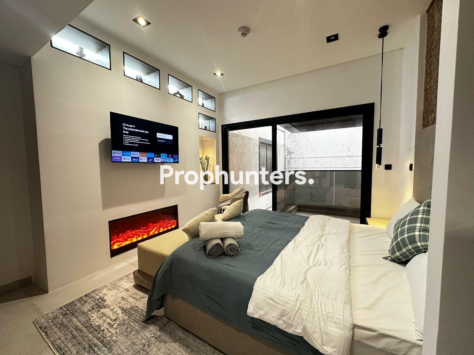 Elegant Studio | Fully Furnished | Vacant