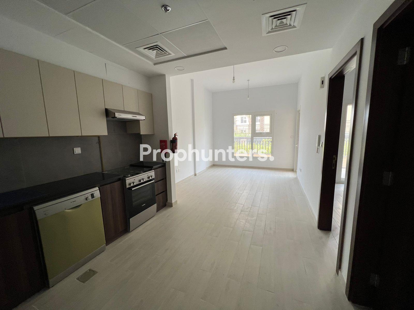 Pool View | NewBuild | Includes Kitchen Appliances