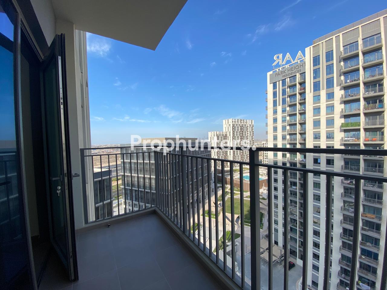 Swimming Pool View | High Floor | Community Expert