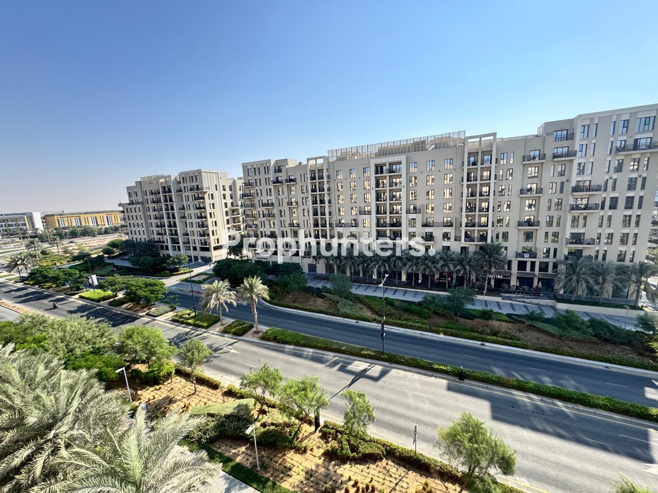 SPACIOUS | READY TO MOVE | BOULEVARD VIEW