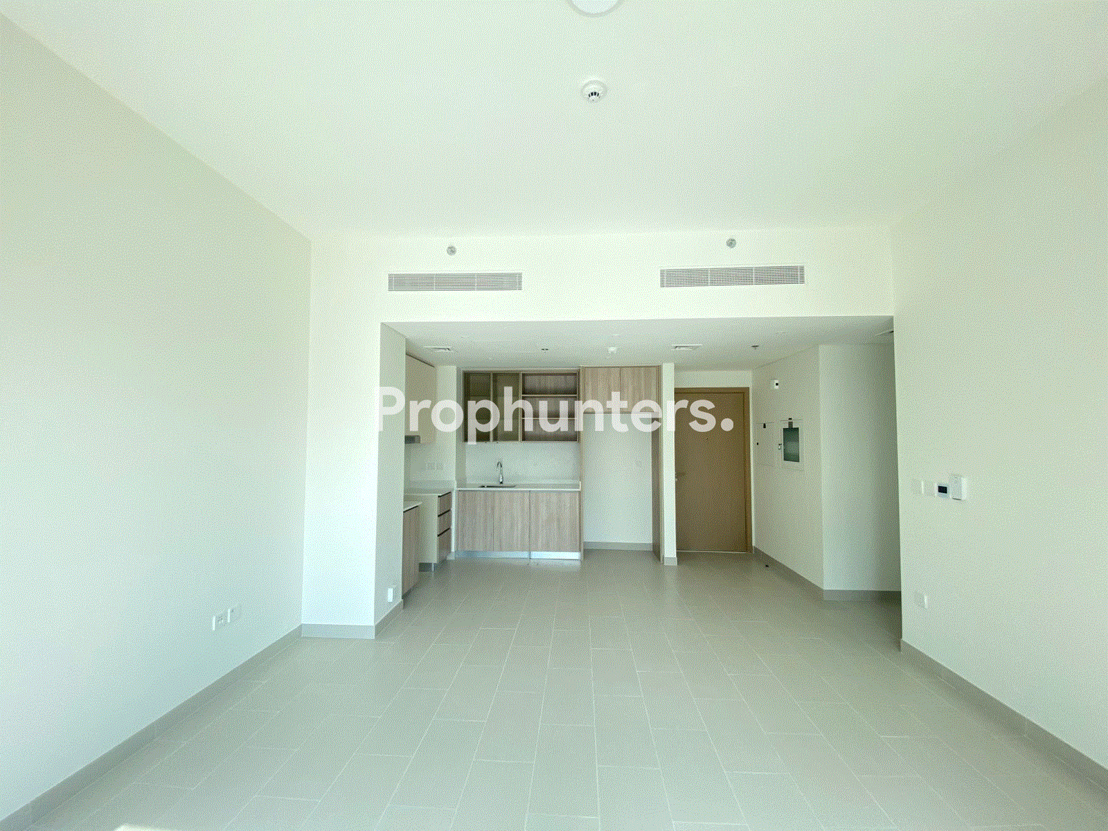 Pool And Park View | Fully Furnished | Corner Unit