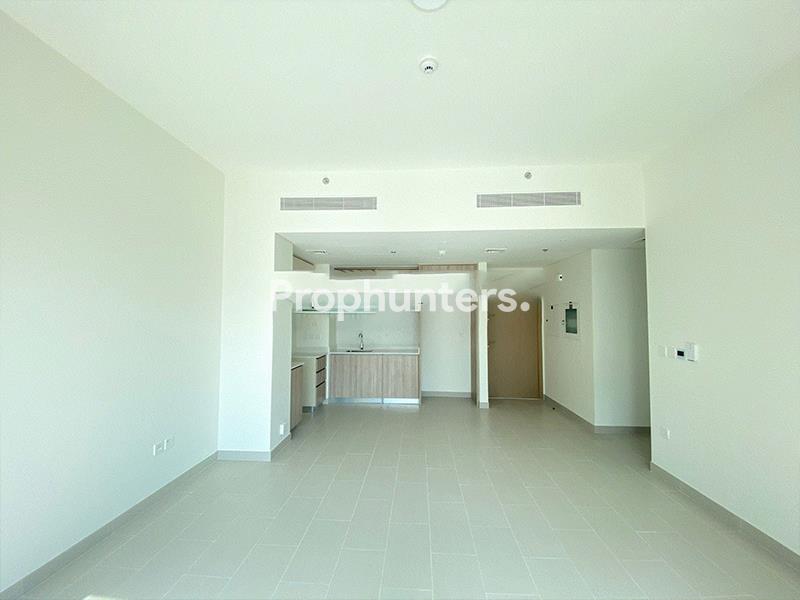 Pool And Park View | Fully Furnished | Corner Unit