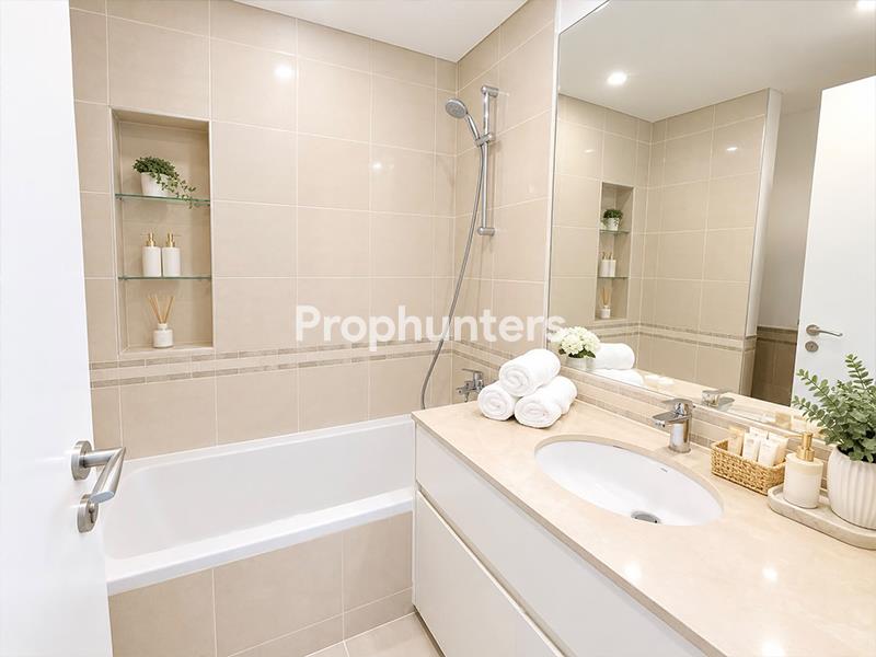 Spacious Apartment | Boulevard View | Vacant