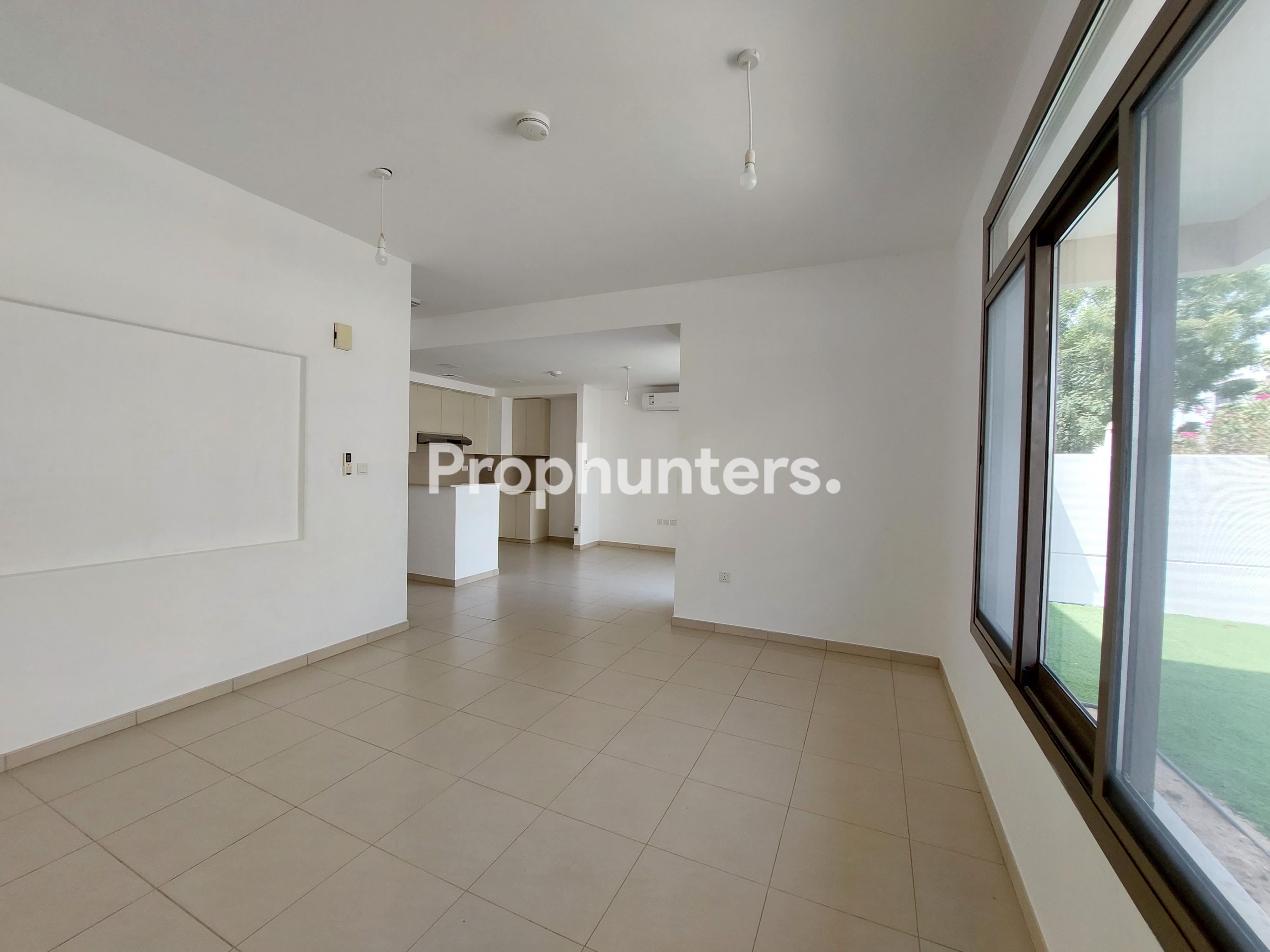 Lovely 3 BR +Maids  | Landscaped Garden