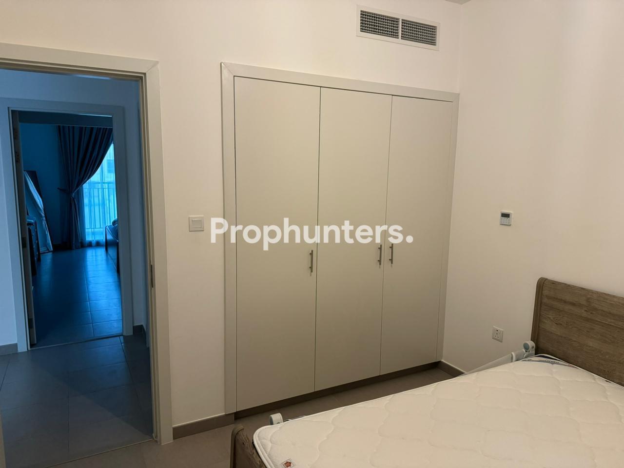 SINGLE ROW | CLOSE TO AMENITIES | SPACIOUS