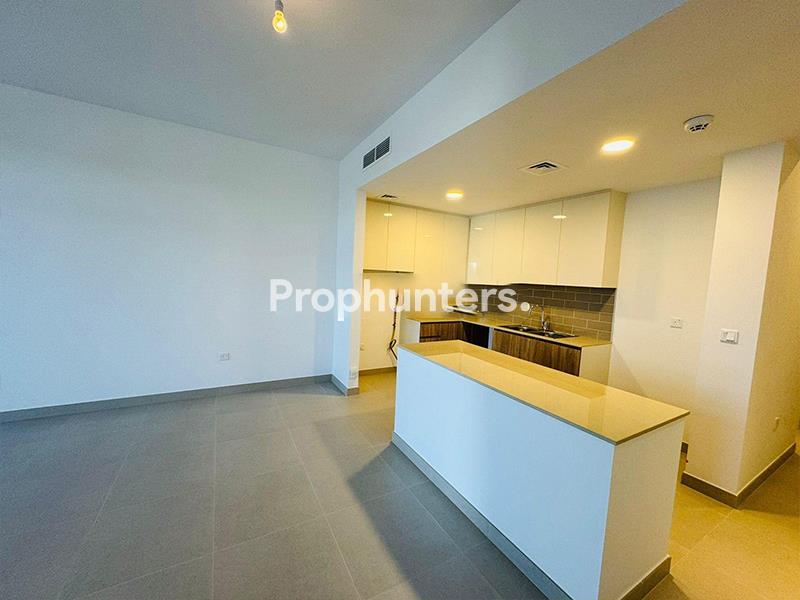 4BR + Maid Townhouse | Single Row | Town Square