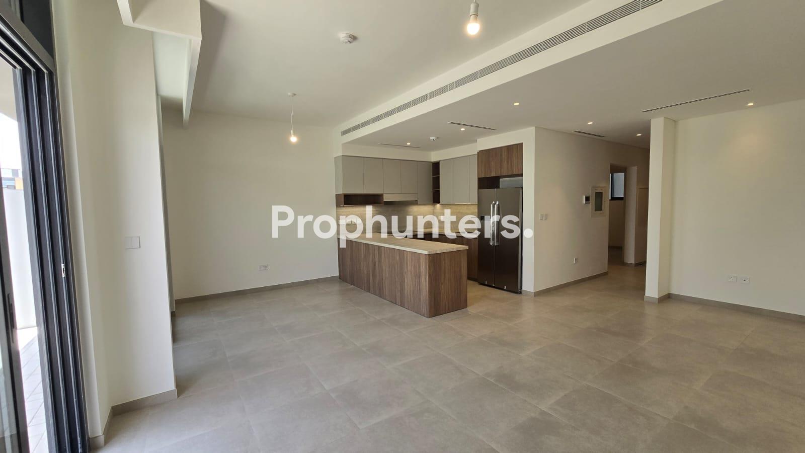 Park view |Vacant | Kitchen appliances