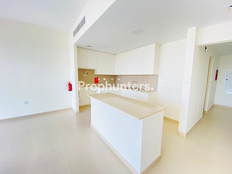 Single Row Type 3 | Desert View Near Pool & Park